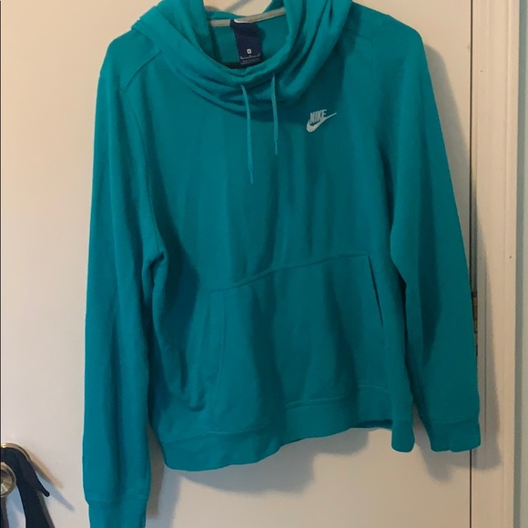 nike turquoise sweatshirt
